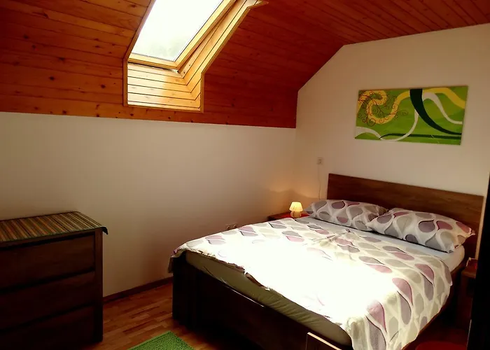 Hiša za goste Garden Maria